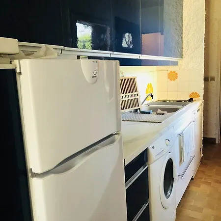 Apartment Cocody 83 *
